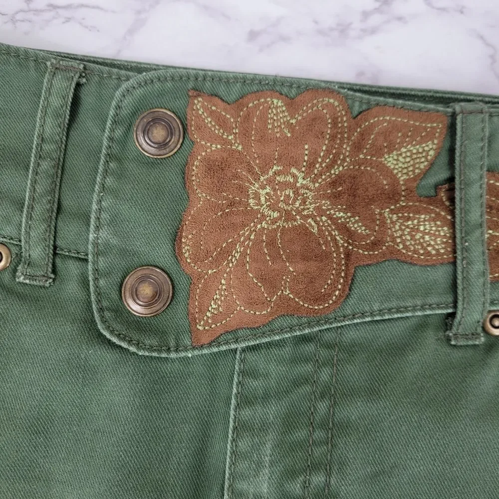 Mary Kate and Ashley Y2K Boho Green Embroidered Girls Skirt